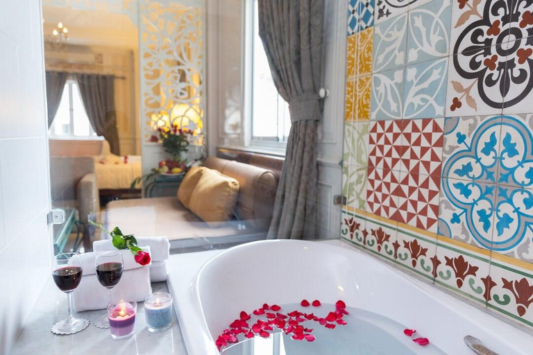 Bathroom 11