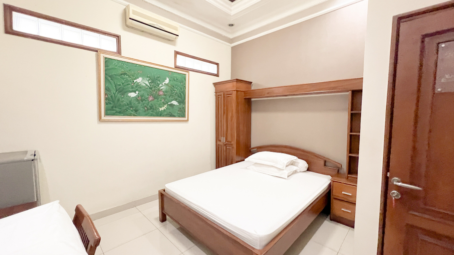 Bedroom 8