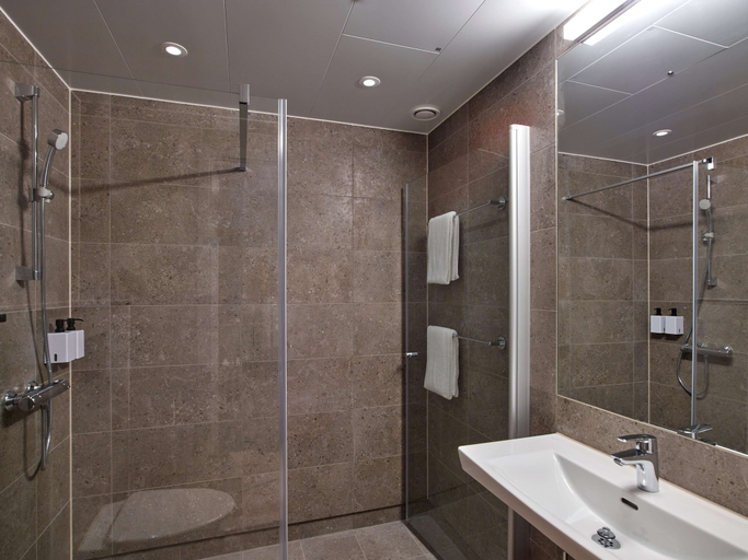 Bathroom 4, Scandic Luleå, Luleå
