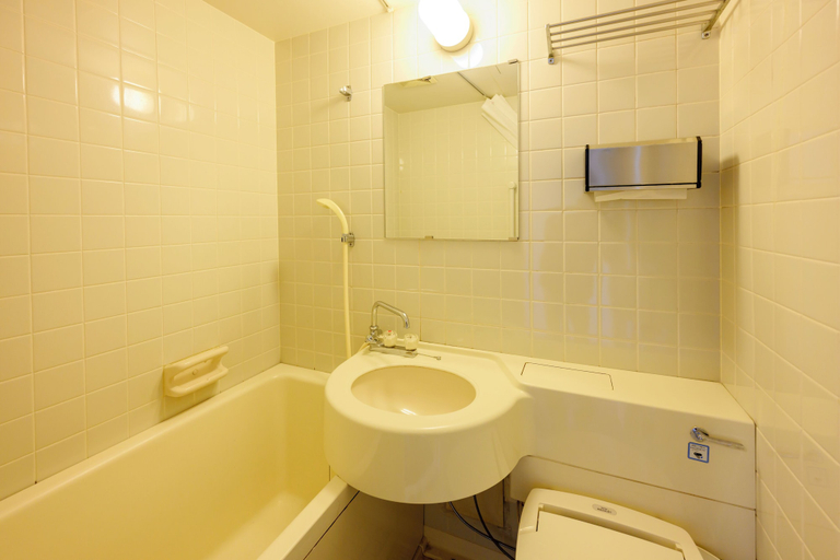 Bathroom 4, Kamenoi Hotel Toba, Toba