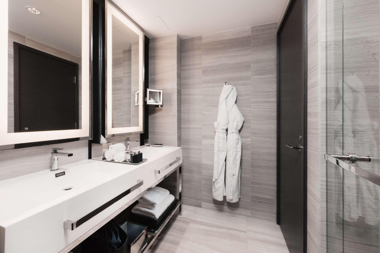Bedroom 2, Paradox Vancouver, Greater Vancouver