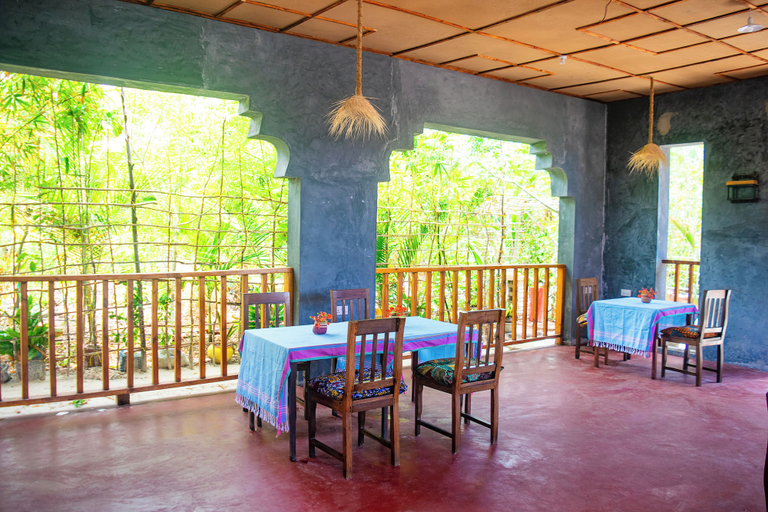 Food & Drinks, Z-VILLAGE LODGE, Kusini