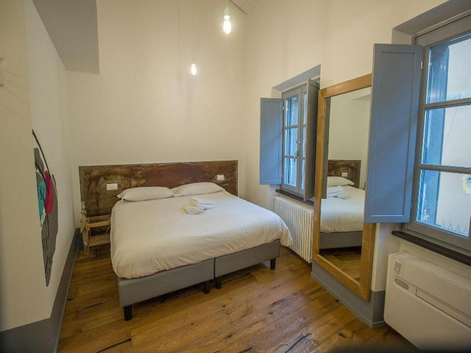 Others 4, TAG Guest House, Viterbo
