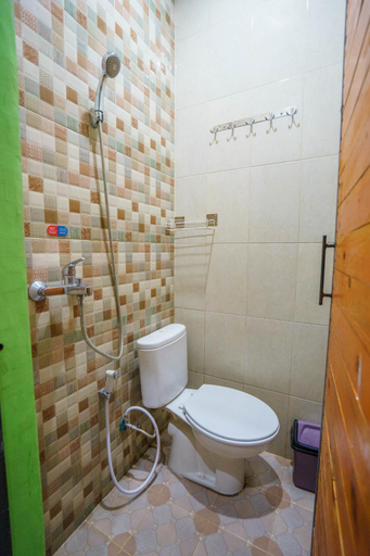 Bathroom 5, The Cabin Hotel Ringroad Utara, Sleman