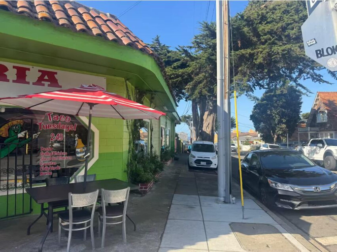 Others 4, Beachy 1BR Escape with SofaBed Golf, San Mateo