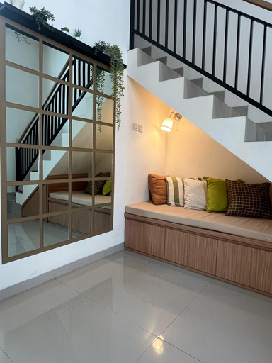 Others 4, Imaga’S House, Bandung