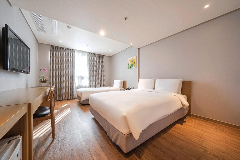 Bedroom 19