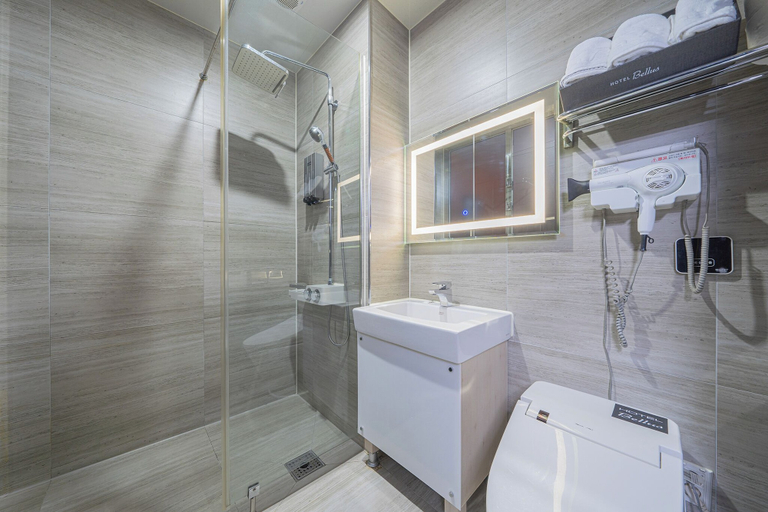 Bathroom 5, Dongdaemun Bellus Hotel, Dong-daemun