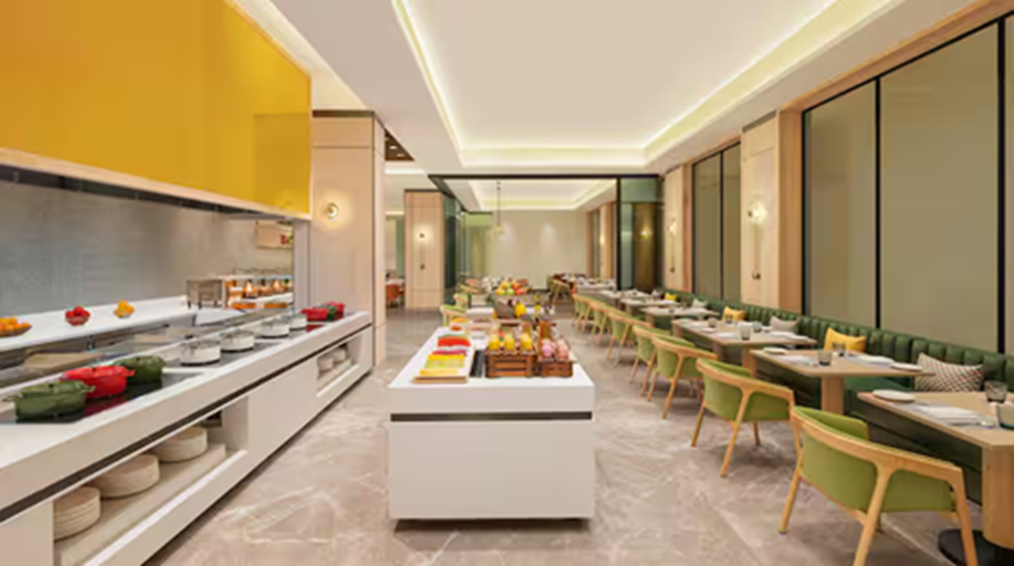 Food & Drinks 3, Hilton Garden Inn Surat City Centre, Surat