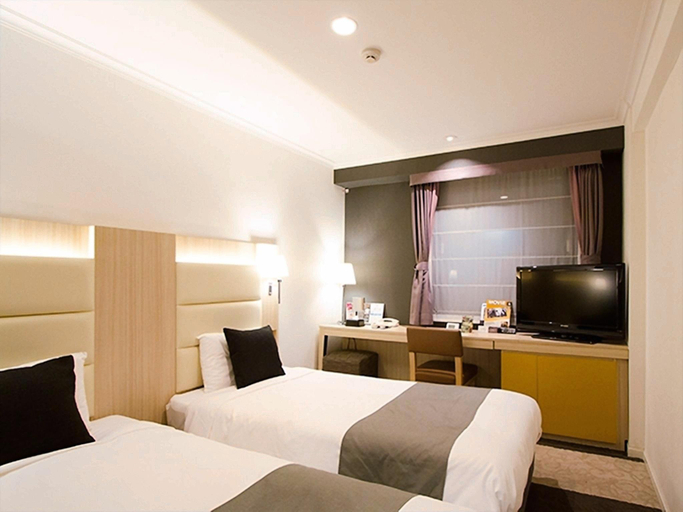 Bedroom 25