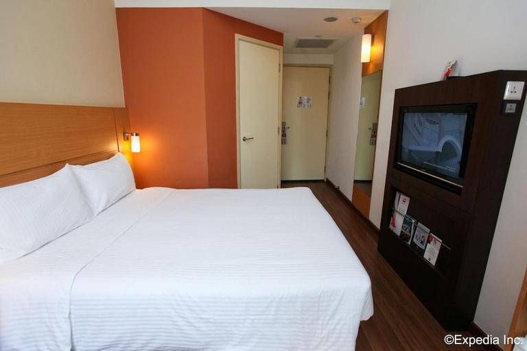 Bedroom 27