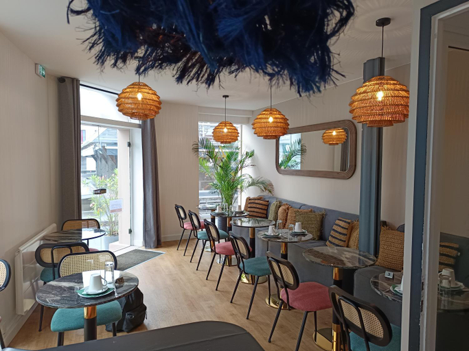 Food & Drinks 4, Hotel L'albatros, Loire-Atlantique
