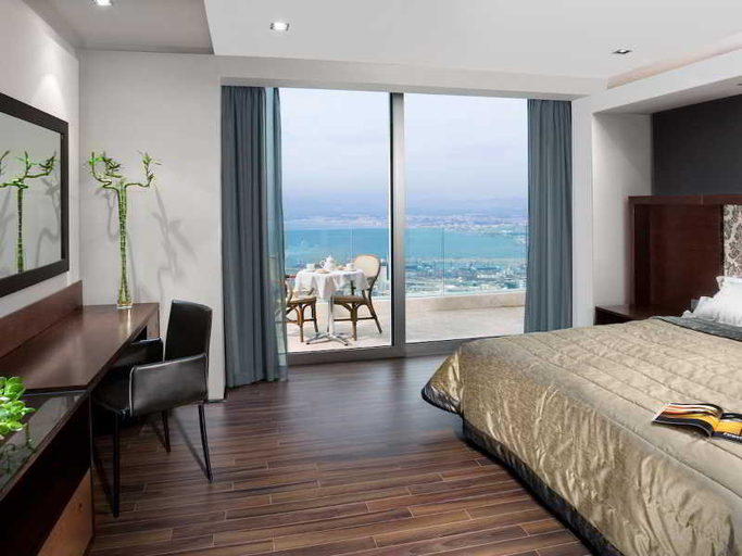 Bedroom 4, The Dan Carmel Hotel