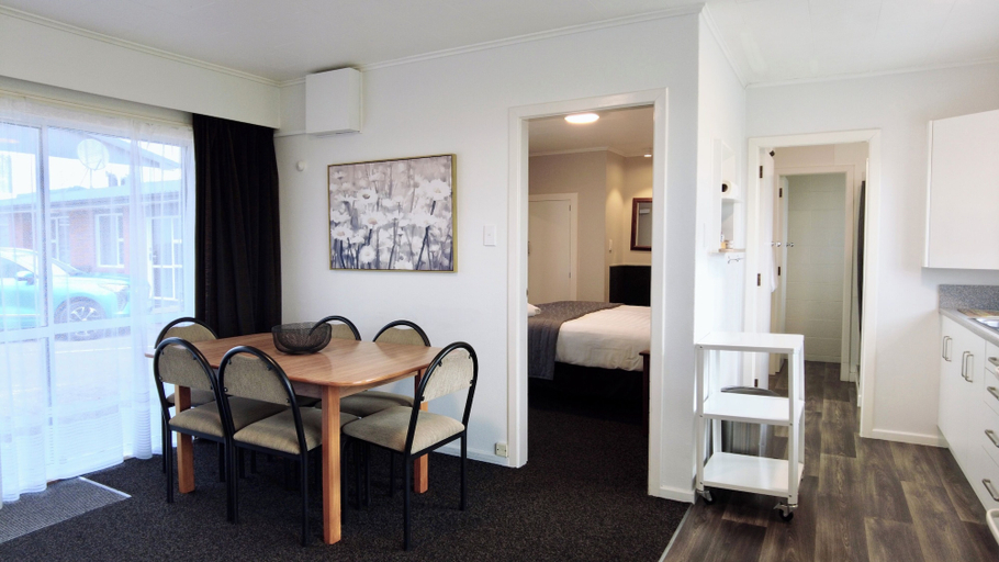 Others 2, Moana Court Motel, Invercargill
