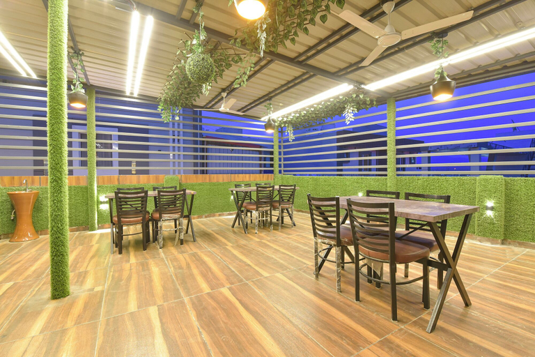 Food & Drinks 5, Fabhotel Mahadev Palace, Dehradun