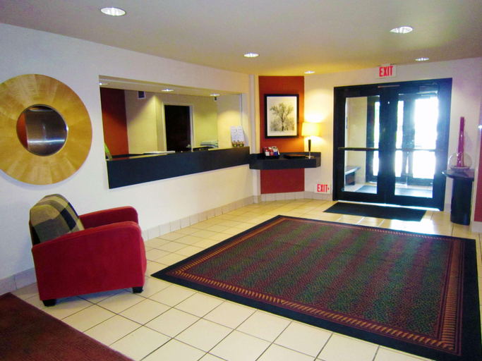 Public Area 2, Extended Stay America Select Suites - Columbus - Worthington, Franklin