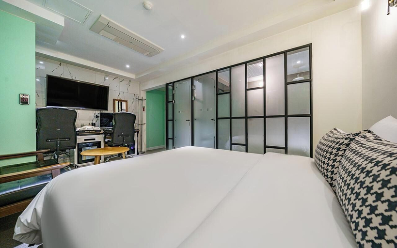 Bedroom 4, AVENUE HOTEL, Pyeongtaek