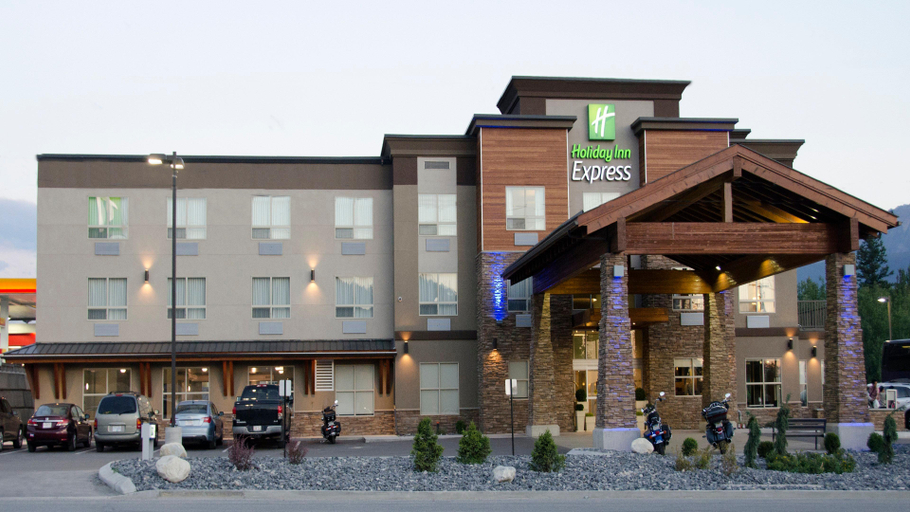Exterior & Views 4, Holiday Inn Express GOLDEN-KICKING HORSE, Columbia-Shuswap