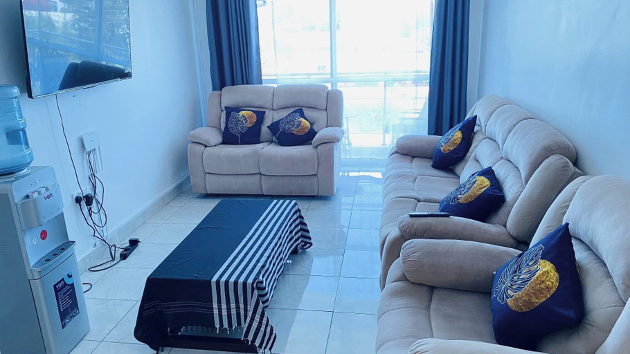 Living area 5, Apartment Sleeps 6 With Free Parking, Nyali