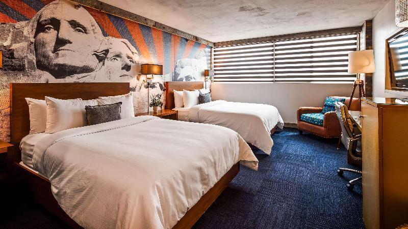 Bedroom 12