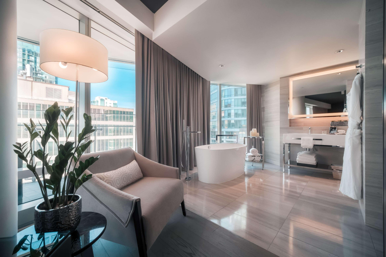 Bedroom 5, Paradox Vancouver, Greater Vancouver
