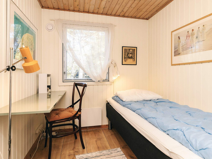 Bedroom 2, 3 Person Holiday Home in Albaek, Frederikshavn
