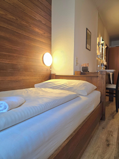 Bedroom 3, Zum Goldenen Kreuz, Eferding