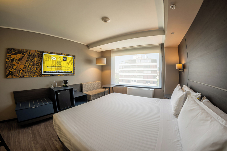 Bedroom 4, Ola Santiago Providencia, Tapestry Collection by Hilton, Santiago
