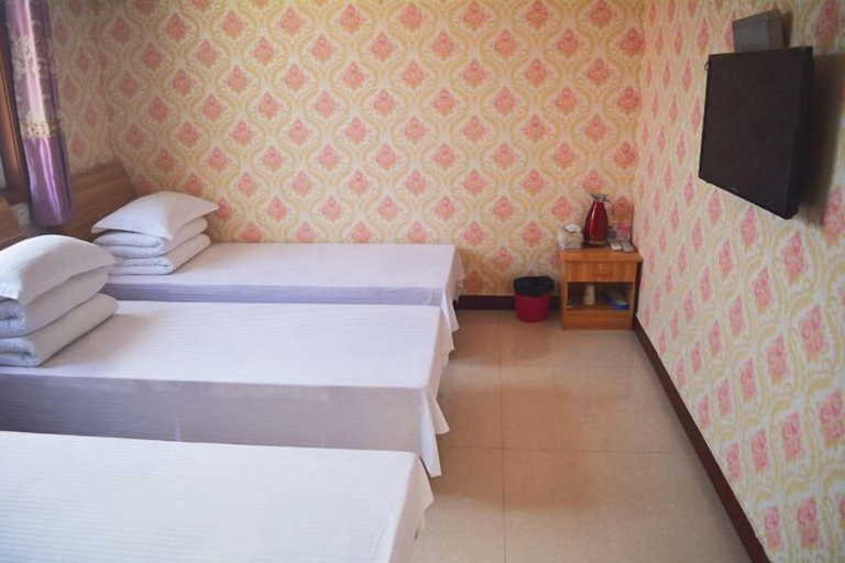 Bedroom, Long Island Wanfu Fisherman's House, Yantai