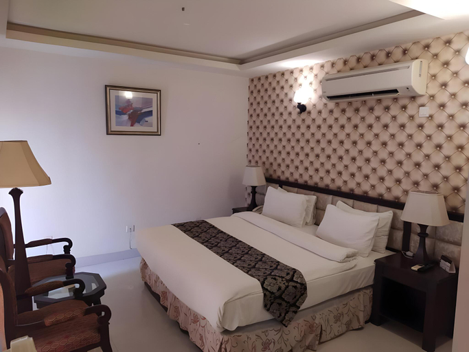 Bedroom 2, Royal Desert Palm Hotel, Bahawalpur