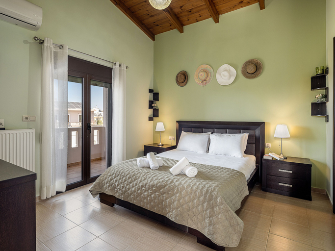 Bedroom 3, Villa Fanouris, Crete