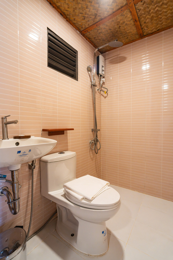 Bathroom 3, Beach Huts, El Nido