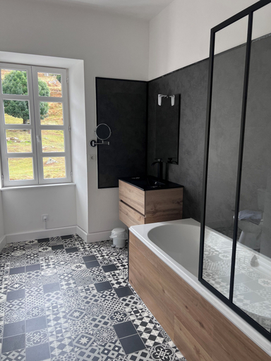 Others 4, Résidence thermale de la Chaldette, Lozère