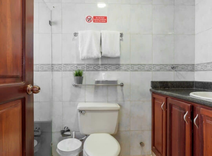 Others 3, Apartment in Piantini Sleeps 12, Distrito Nacional