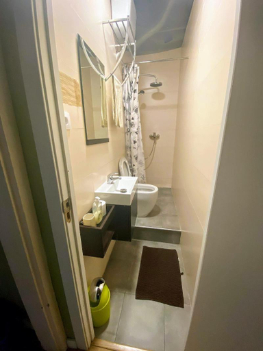 Bathroom 4, HOSTAL SANT ANTONI , Barcelona