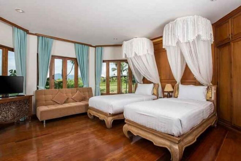 Bedroom 12