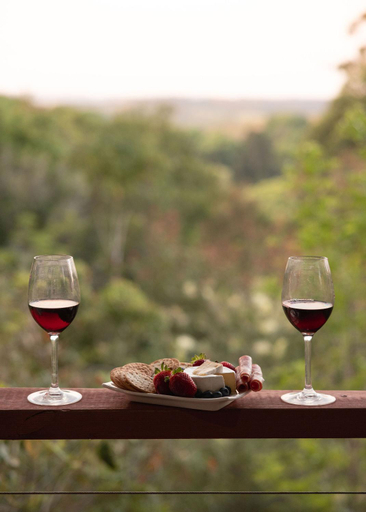 Food & Drinks, Tallaringa Views, Ballina