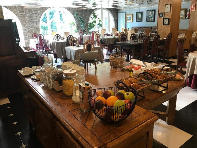Food & Drinks 5, Llop Gris