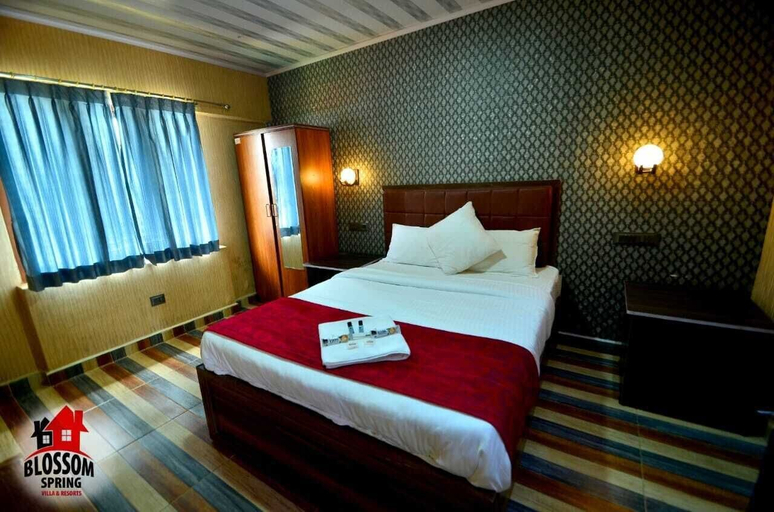 Bedroom 1, Blossom Springs, The Nilgiris
