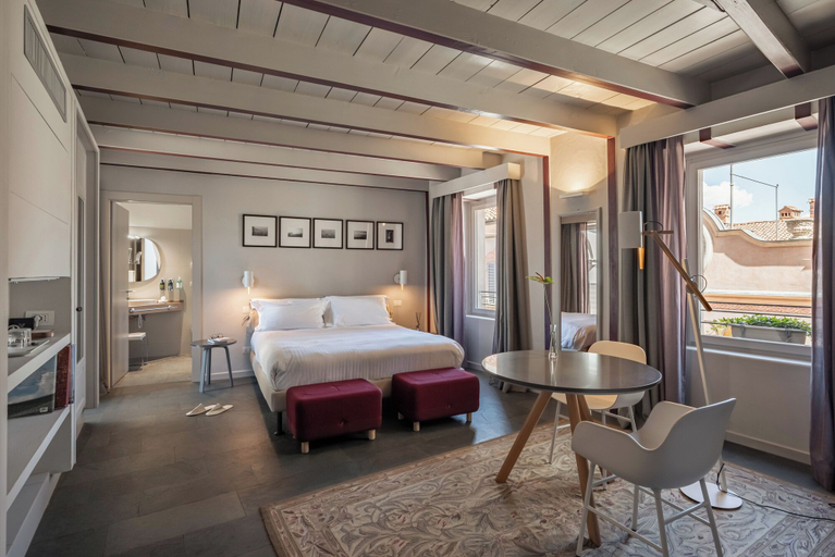 Bedroom 5, Uve Rooms & Wine Bar, Cuneo