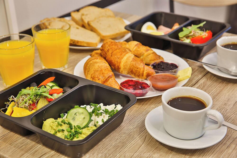 Food & Drinks 5, Modern Apartments by Upstairs, Kraków City