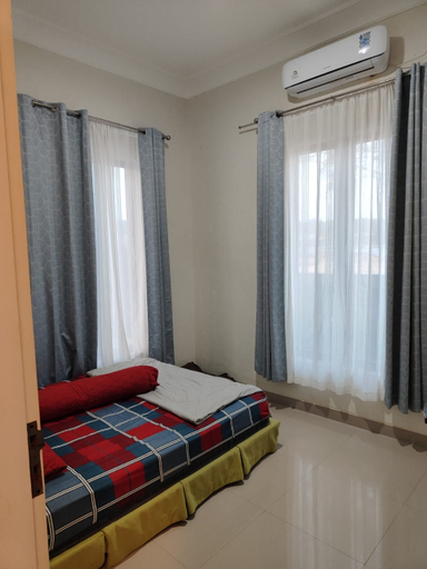 Bedroom, VILLA TANJUNG TAPULAGA, Konawe