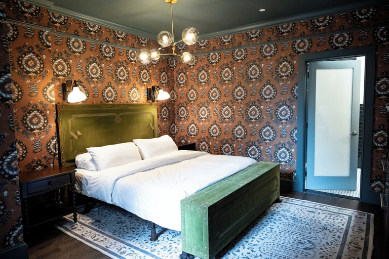 Others 3, The Gas Lamp Hotel - 1BR - Latimer, Philadelphia
