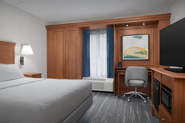 Bedroom 3, Hampton Inn Pittsburgh/Greentree, Allegheny
