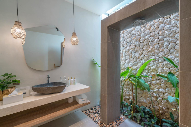 Bathroom 4, First Alaya, Badung