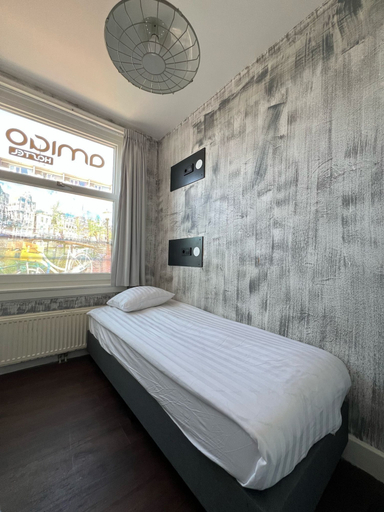 Bedroom 3, Amigo Hostel, Amsterdam