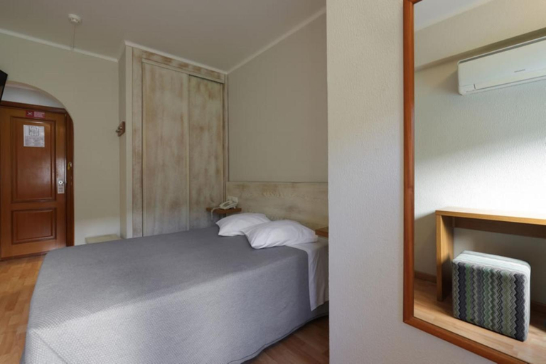 Others 4, Hotel Nova Cidade, Amadora
