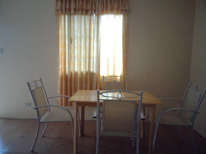 Others 5, JW APARTMENTS Netflix and fast internet , Angeles City