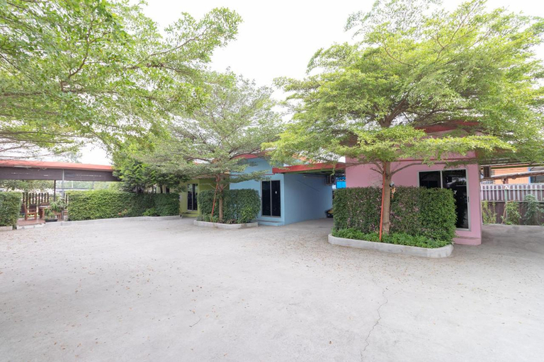 Exterior & Views 5, Ruai Thong Pong Pai Resort, Min Buri