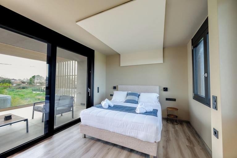 Room 2, Grand Kourouta Pool Apartments, West Greece